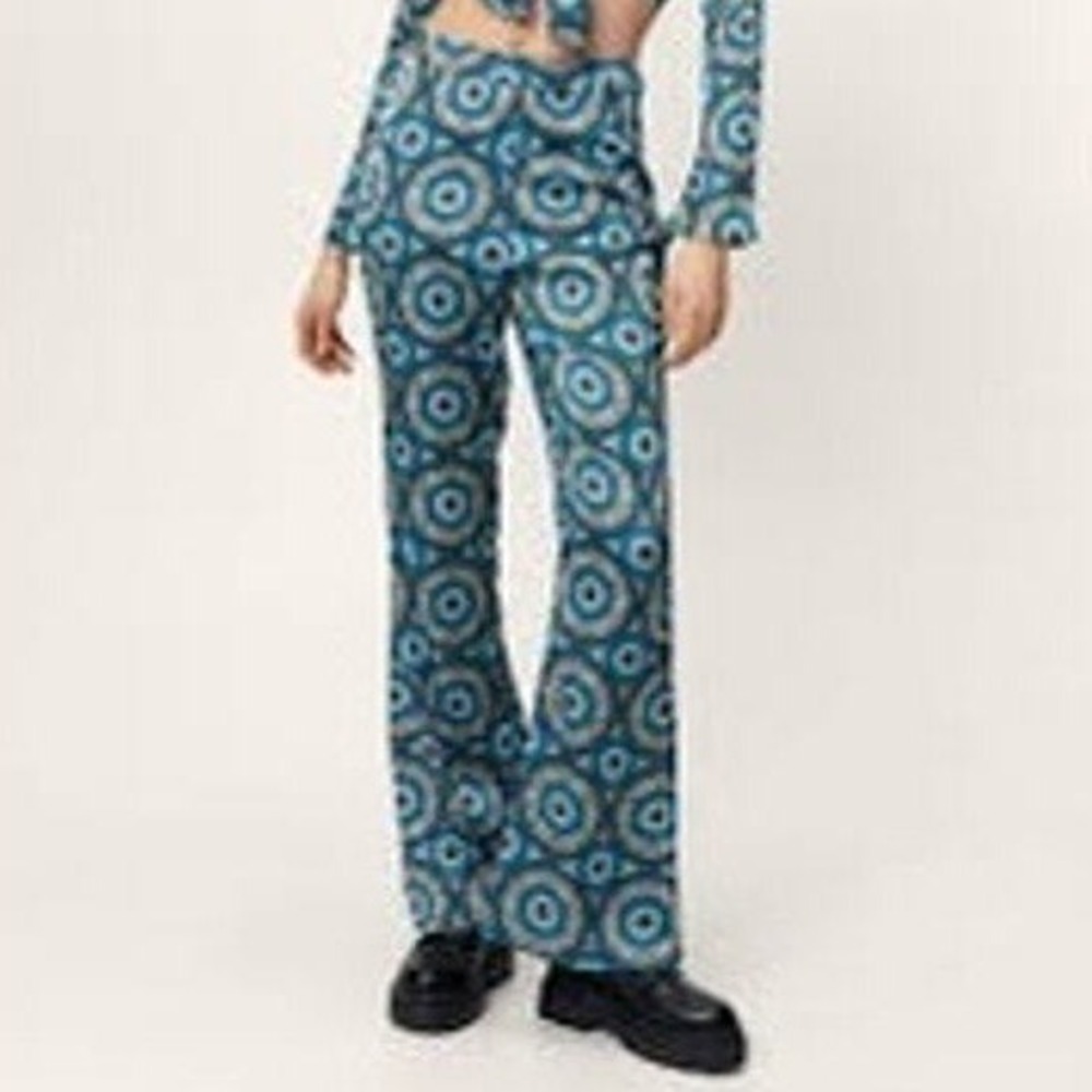Nasty Gal Blue Medallion Print Flare Pants Women's 6 Boho Hippie Retro 70'S